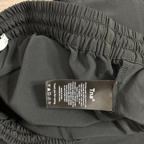Aritzia TNA Speed Joggers Pant Cuffed ankle midrise drapey Black Size Small - Picture 9 of 14